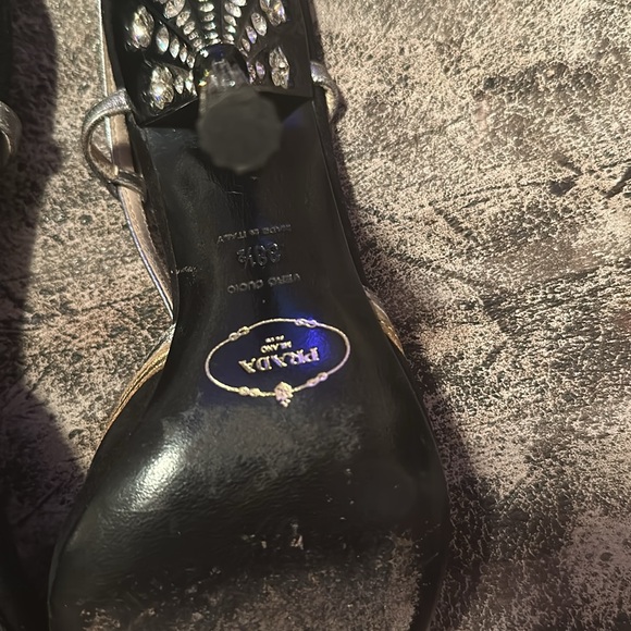 PRADA BLACK SUEDE CRYSTAL
HEEL SANDALS - Picture 9 of 11